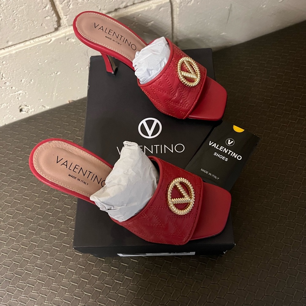 Valentino red sandal heel
